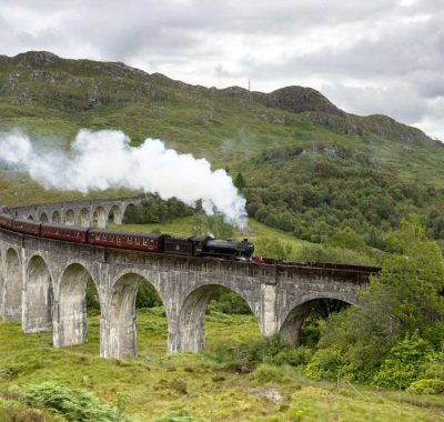 2960-Jacobite-Steam-Train